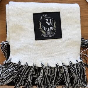 Collingwood Black and White Scarf